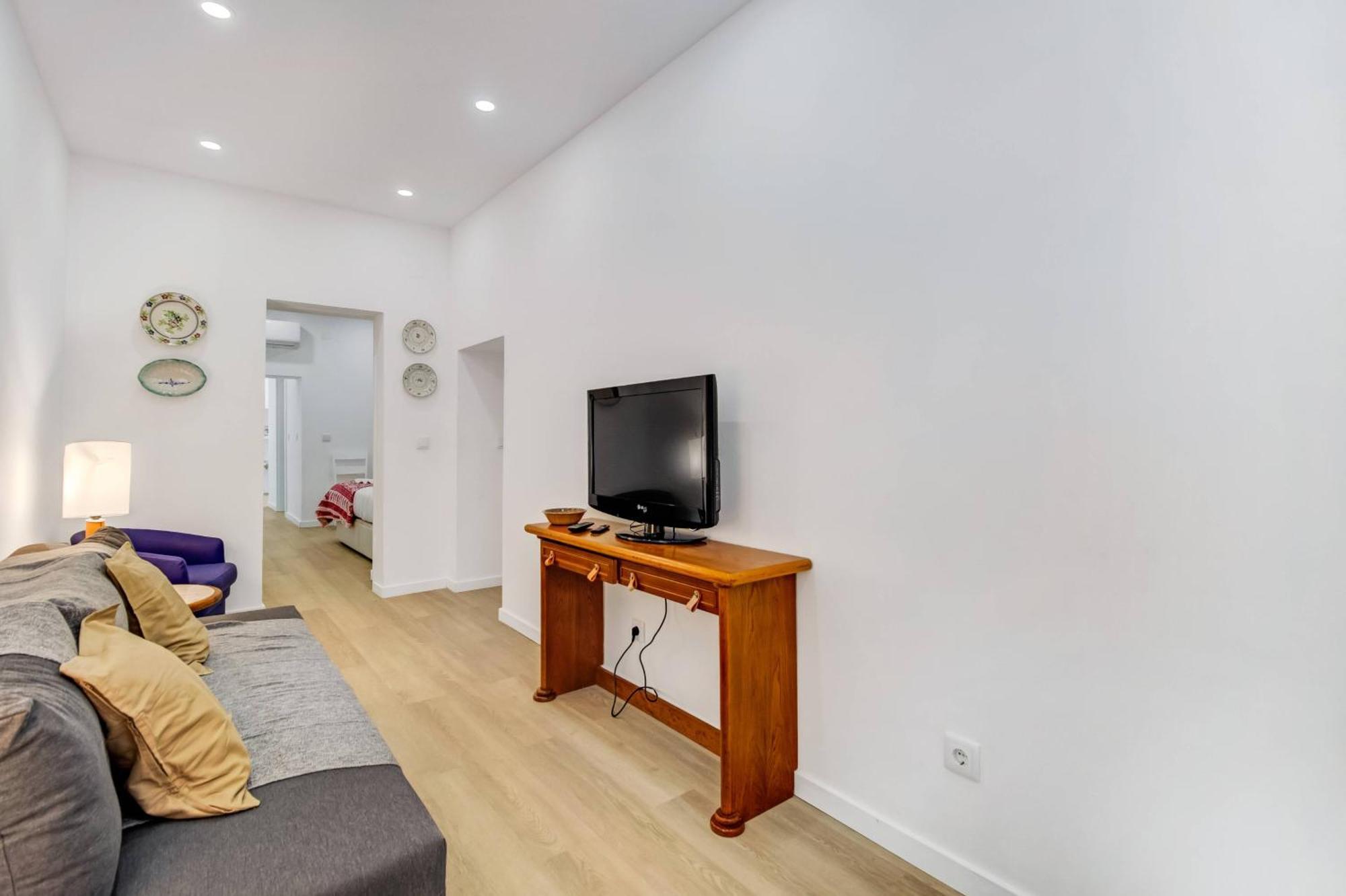 Apartment Amalia In Santos Lissabon