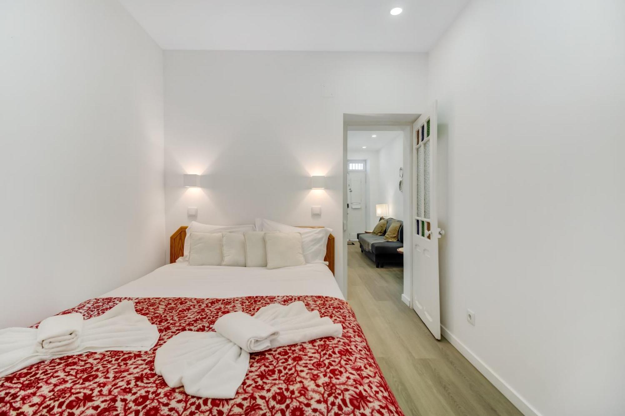 Apartment Amalia In Santos Lissabon